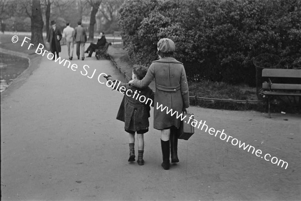 ST STEPHEN'S GREEN CHILDREN